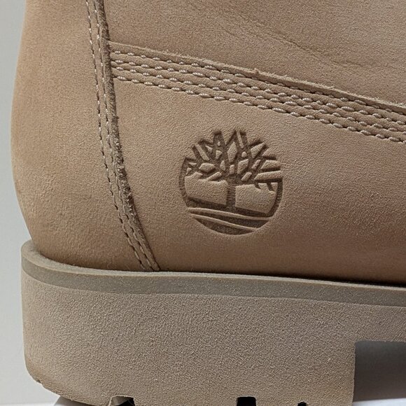 Timberland Lyonsdale Chunky-Sole Leather Boots in Light Beige & Grey - Picture 9 of 16